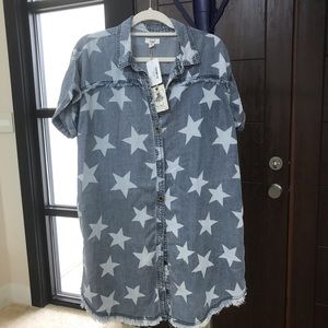 Easel dress size medium.  Stars with frayed hem.